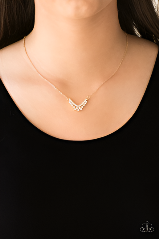 Gold Pendant Necklace