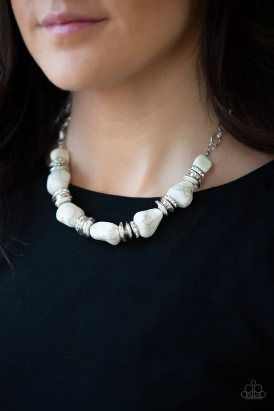 Refreshing White Stones Necklace